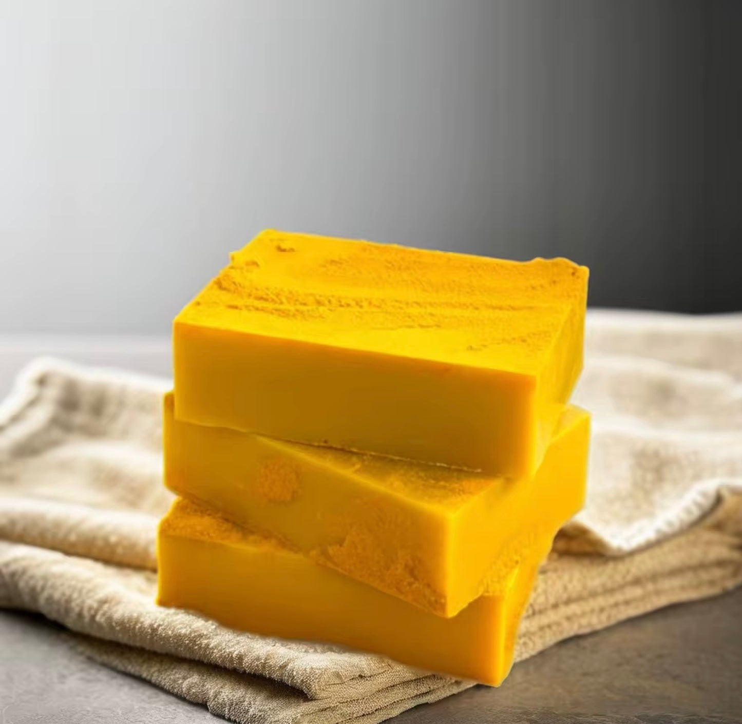 STARMETICS Tumeric bar soap